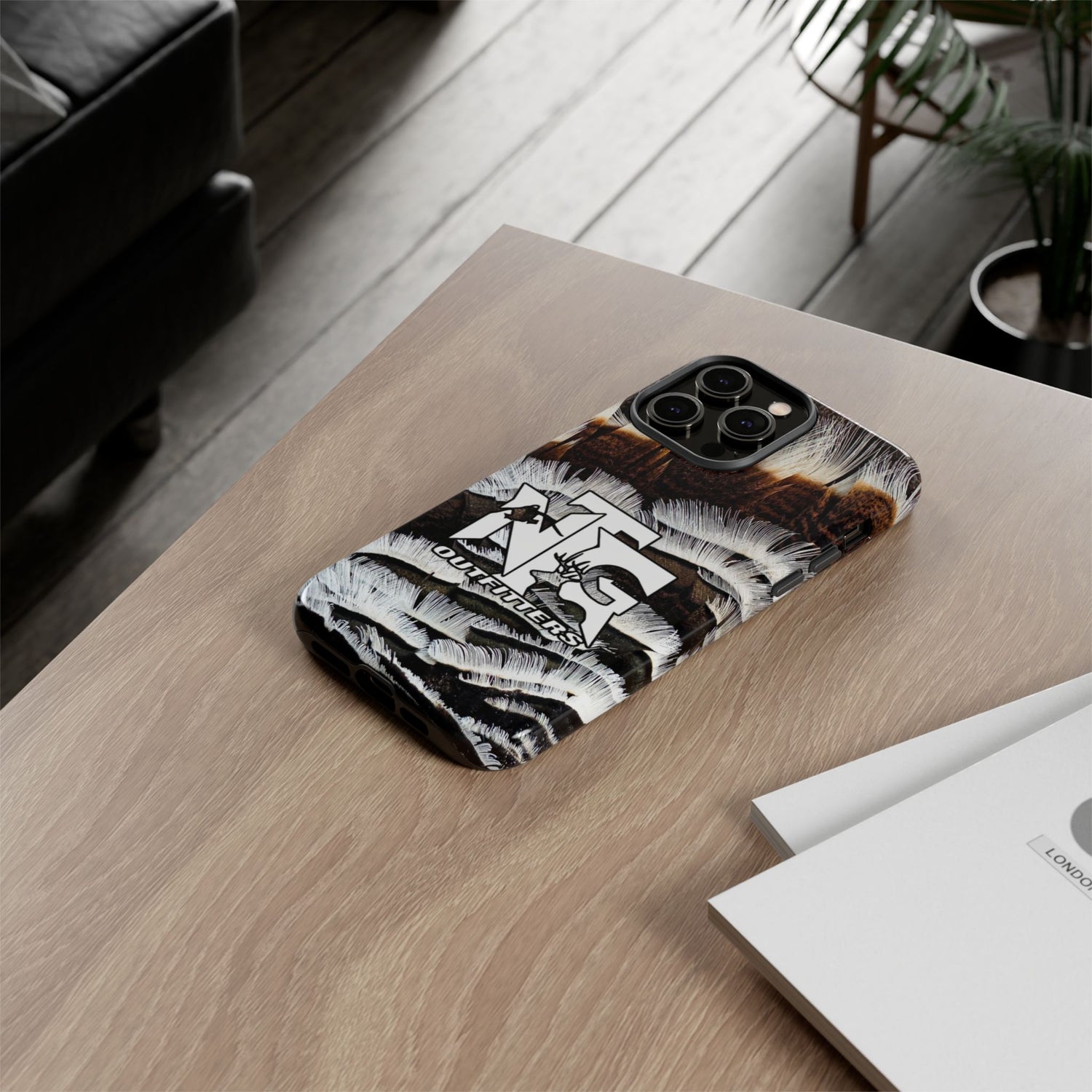Phone Case - Apple iPhone - Feathered Flex
